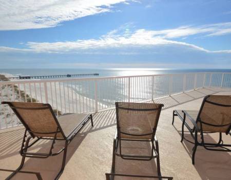 Royal Palms condo complex